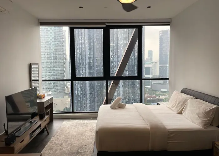 Scarletz Suites Twin Tower Klcc Kuala Lumpur By Okidoki